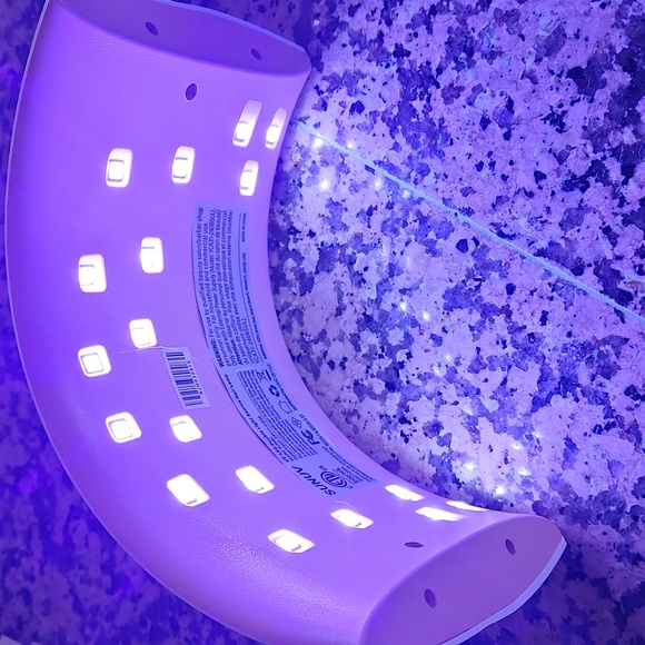 SUNUV 9C White and Pink UV LED Nail Lamp - Picture 10 of 12